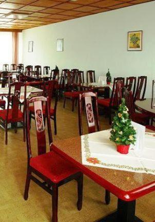 Gaststaette & Pension Am Tanger Prenzlau Exterior foto